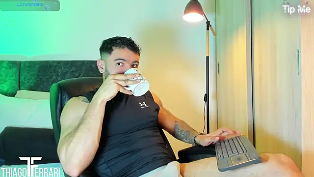 Snapshot of thiago_ferrari_ chatting on 14, 6, 2026 thiago ferrari online show from 14, 6, 2026