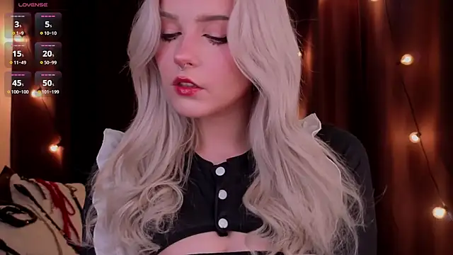 Snapshot of ShyniAlice chatting on 8, 2, 2026 ShyniAlice online show from 8, 2, 2026