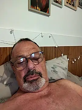 Snapshot of Dadotado70 chatting on 13, 1, 2026 Dadotado70 online show from 13, 1, 2026