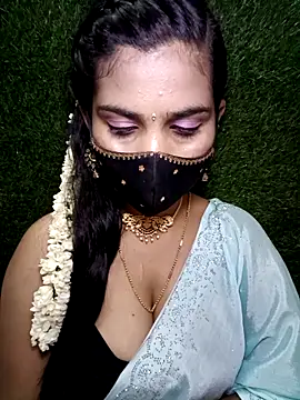 Snapshot of Nithyatamil chatting on 20, 4, 2026 Nithyatamil online show from 20, 4, 2026