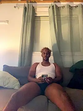 Snapshot of Axel_black10 chatting on 13, 1, 2026 Axel black10 online show from 13, 1, 2026