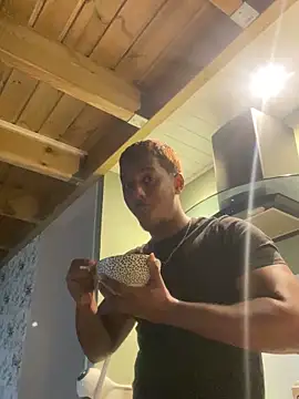 Axel black10 online show from 5, 2, 2026