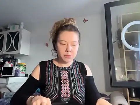 Snapshot of Luxerin chatting on 28, 2, 2026 Luxerin online show from 28, 2, 2026