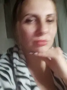 Kitty232425 online show from 15, 1, 2026