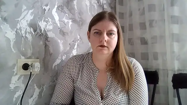 DarkRose0104 online show from 2, 2, 2026