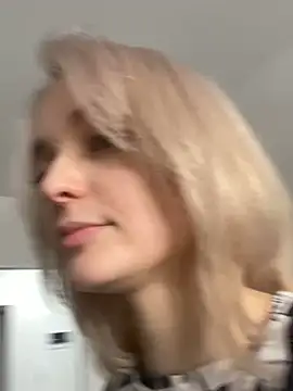 aka Blonde online show from 12, 1, 2026