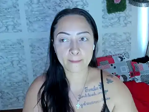 XXXStephanie XXX online show from 12, 4, 2026