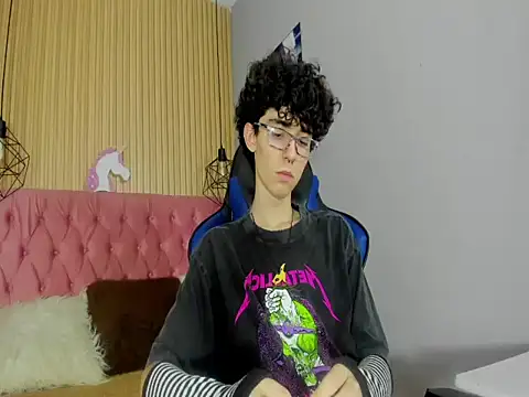 Syriussz online show from 4, 2, 2026