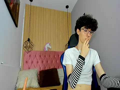 Syriussz online show from 9, 2, 2026