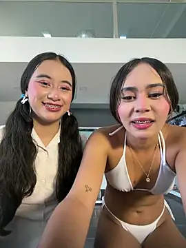 Snapshot of l0lita_emi chatting on 26, 2, 2026 l0lita emi online show from 26, 2, 2026