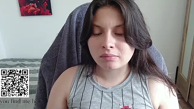 yessica gomez01 online show from 4, 4, 2026