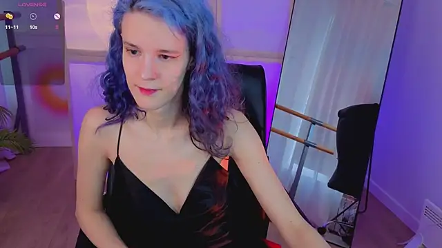 AuraLaunni online show from 12, 3, 2026