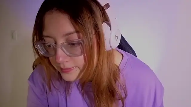 Mia Franklyn online show from 24, 4, 2026