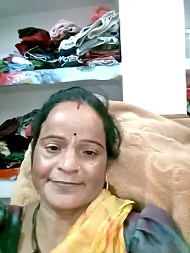 Snapshot of kiiuu_sexe chatting on 19, 2, 2026 kiiuu sexe online show from 19, 2, 2026