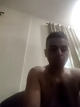 Snapshot of ashleellaunda7582 chatting on 9, 7, 2026 ashleellaunda7582 online show from 9, 7, 2026