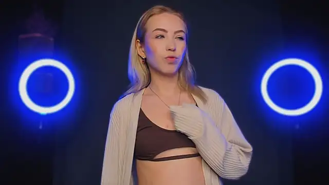 Moon Silk online show from 14, 1, 2026