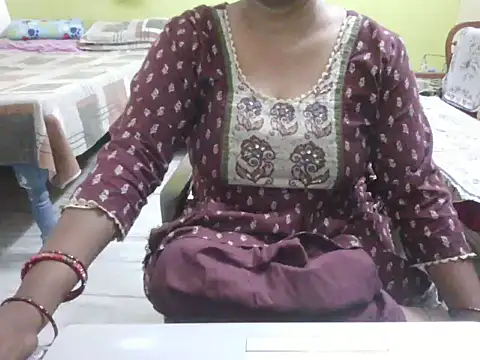 Snapshot of mohini_bhabhi chatting on 13, 5, 2026 mohini bhabhi online show from 13, 5, 2026