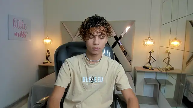 Anyelo Twink online show from 9, 3, 2026