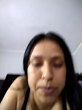 Snapshot of Aleja_1426 chatting on 12, 3, 2026 Aleja 1426 online show from 12, 3, 2026