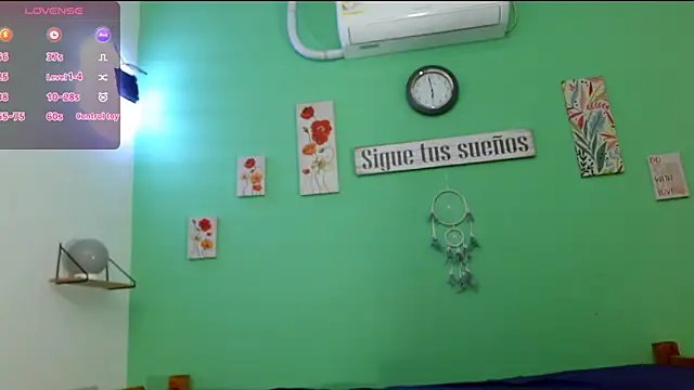 Snapshot of lucerodelamanana343 chatting on 21, 6, 2026 lucerodelamanana343 online show from 21, 6, 2026