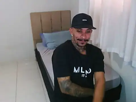 Snapshot of lipegonzalezz chatting on 12, 2, 2026 lipegonzalezz online show from 12, 2, 2026