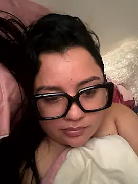 Snapshot of kimelizha chatting on 10, 1, 2026 kimelizha online show from 10, 1, 2026