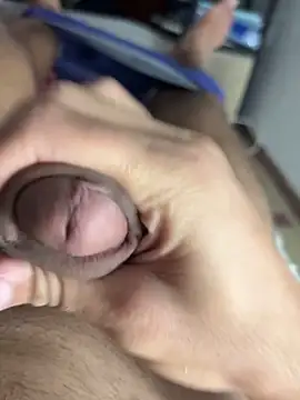 Snapshot of aminebigdick chatting on 12, 2, 2026 aminebigdick online show from 12, 2, 2026