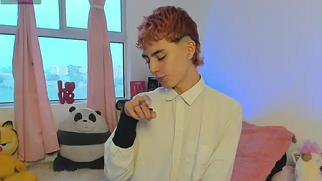 Maiky Cooper01 online show from 5, 3, 2026