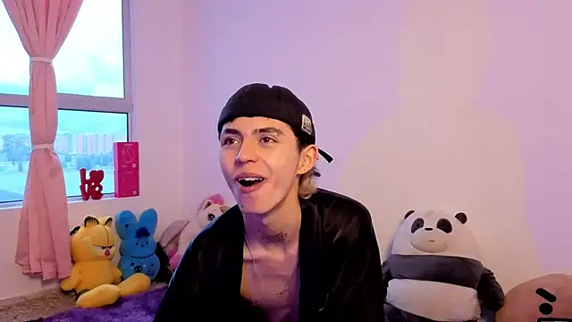 Maiky Cooper01 online show from 10, 4, 2026