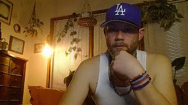 Snapshot of marcus_graves_13 chatting on 5, 2, 2026 marcus graves 13 online show from 5, 2, 2026