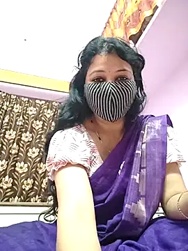 Priyaji7575 online show from 4, 2, 2026