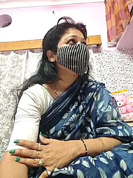 Priyaji7575 online show from 18, 2, 2026