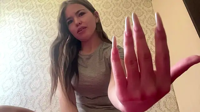 urBabyyyGirl online show from 23, 4, 2026