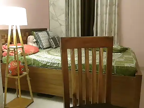 SASSY AANNUU online show from 25, 3, 2026