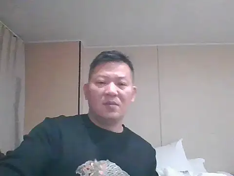 Snapshot of gaga123123123 chatting on 11, 1, 2026 gaga123123123 online show from 11, 1, 2026