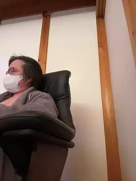 Snapshot of hiroshi-1964 chatting on 9, 2, 2026 hiroshi-1964 online show from 9, 2, 2026