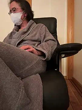 Snapshot of hiroshi-1964 chatting on 26, 2, 2026 hiroshi-1964 online show from 26, 2, 2026