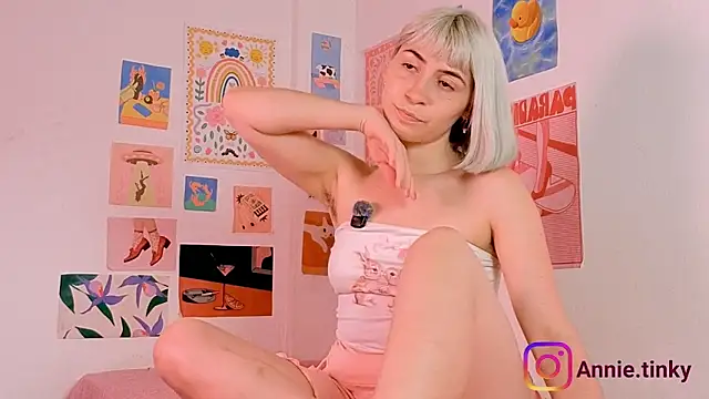 annieTinky0 online show from 26, 2, 2026