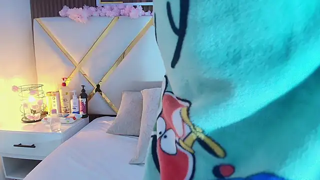 Real virgin Pussy online show from 8, 7, 2026
