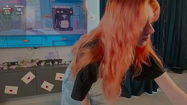 JuanaSumma online show from 9, 3, 2026