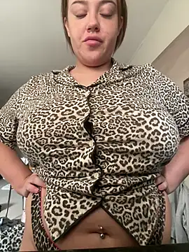 Snapshot of Princess-ivyxoxo chatting on 23, 6, 2026 Princess-ivyxoxo online show from 23, 6, 2026
