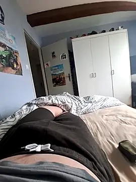 Snapshot of n-alan88 chatting on 5, 4, 2026 n-alan88 online show from 5, 4, 2026