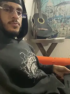 Snapshot of liyamjunior chatting on 21, 2, 2026 liyamjunior online show from 21, 2, 2026