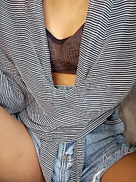 Zi zii online show from 8, 2, 2026