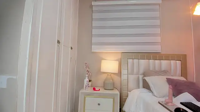 isabela  x online show from 13, 3, 2026