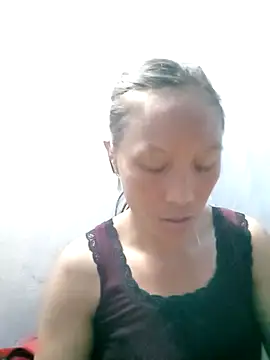 Snapshot of Diana-02 chatting on 5, 5, 2026 Diana-02 online show from 5, 5, 2026