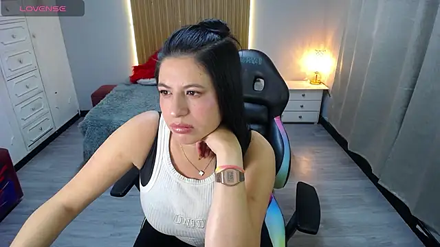 keileen luna online show from 25, 2, 2026