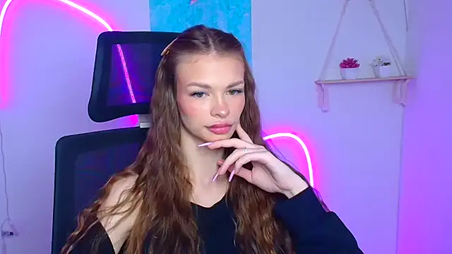 Lina Loveuu online show from 3, 3, 2026