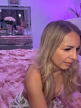 JulieSol online show from 10, 2, 2026