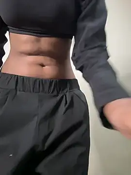 Sassyreyaaa online show from 14, 1, 2026